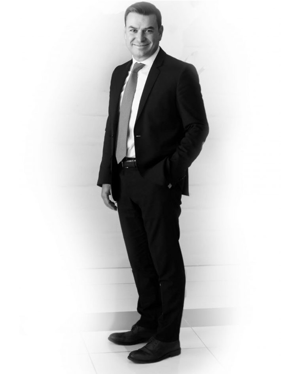 Carlos Ferreira (co-CEO of Helical Capital Partners) Profile Photo Compressed